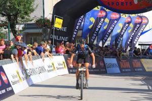 Barbara Mayer (AUT) - Siegerin Salzkammergut Trophy 2022 - 213 km Extremdistanz (Foto: Kurt Reiter) Barbara Mayer (AUT) - Siegerin Salzkammergut Trophy 2022 - 213 km Extremdistanz (Foto: Kurt Reiter)
