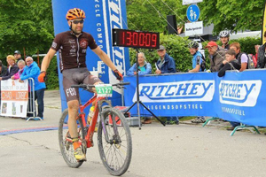 Daniel Gathof - Sieger Pfronten Marathon 2016 (Foto: Sportograf.de)